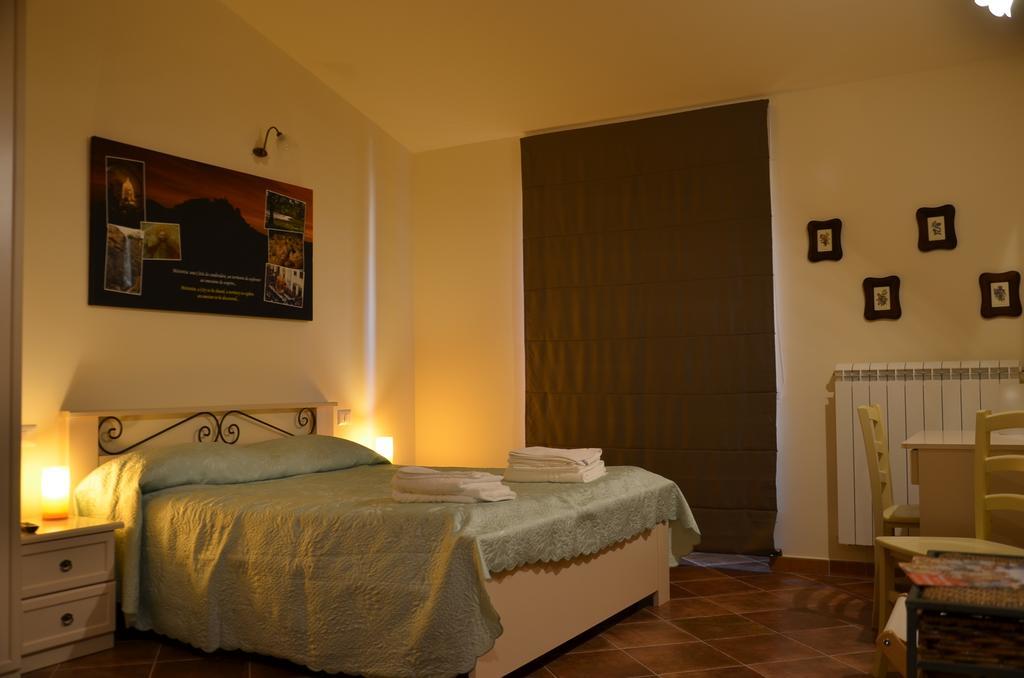 La Carretteria Guest House Mistretta Стая снимка